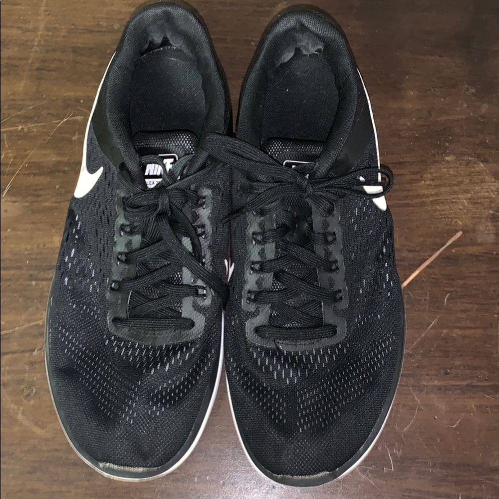 Nike Flex 2016 Run Sneakers